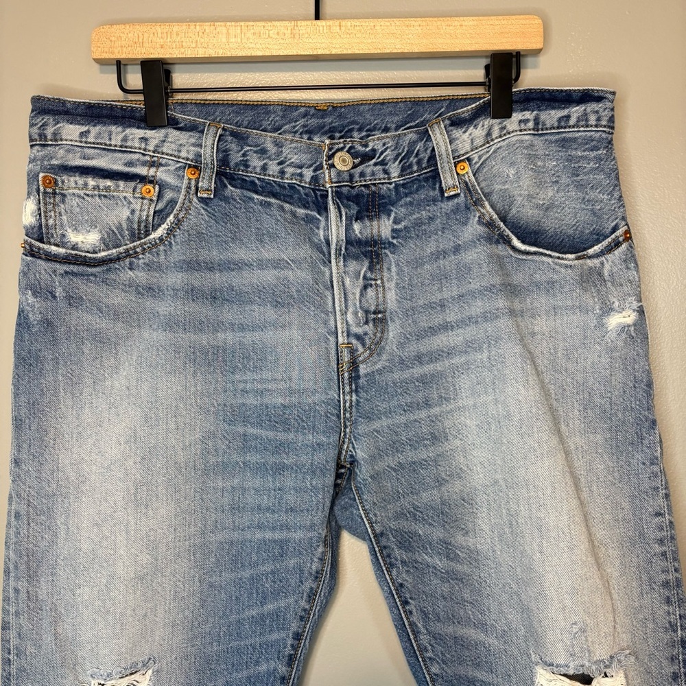 Levi’s 501 CT 31x32 Customized & Tapered Denim Distressed Button Fly Jeans - Picture 3 of 8